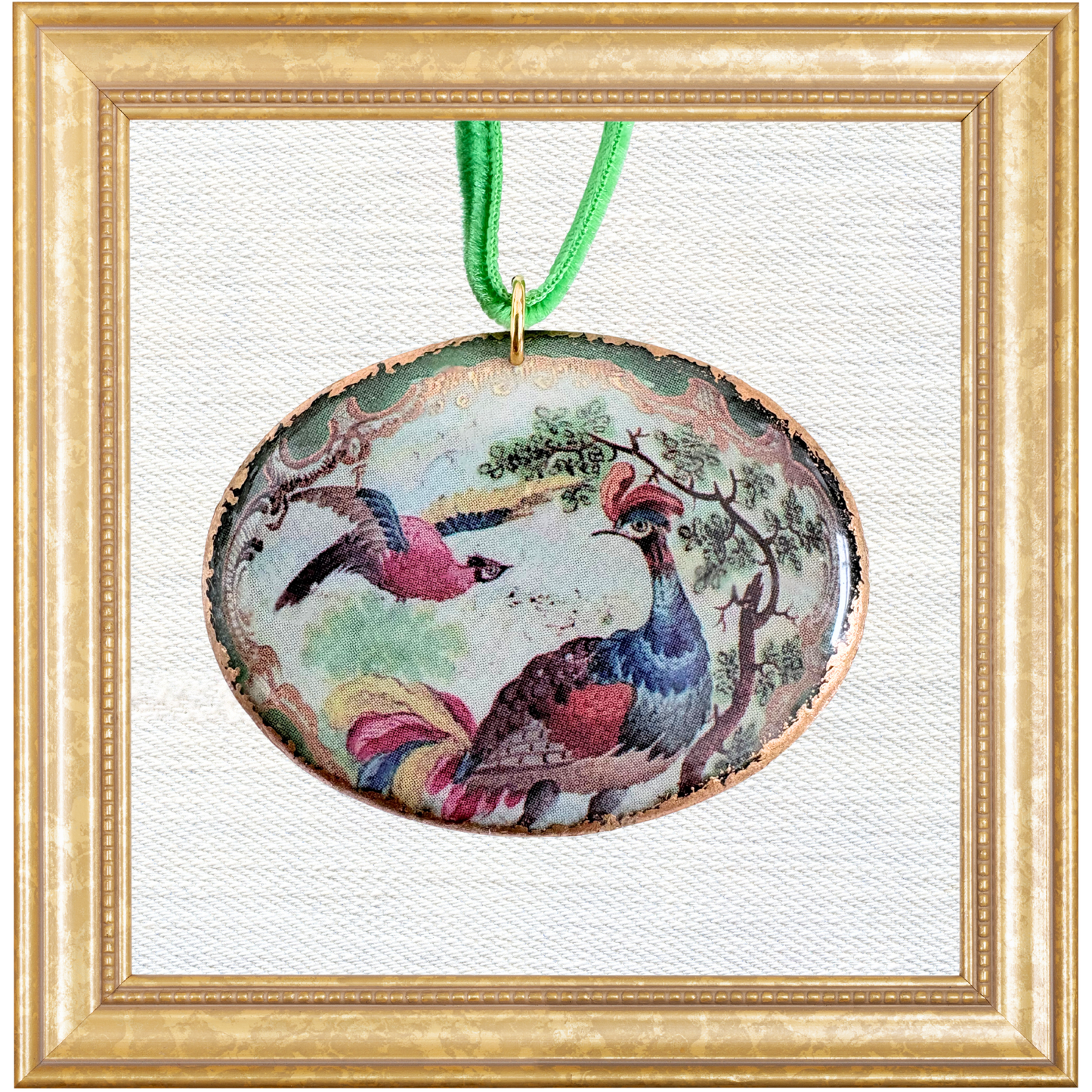 Worcester Birds Cameo Ornament
