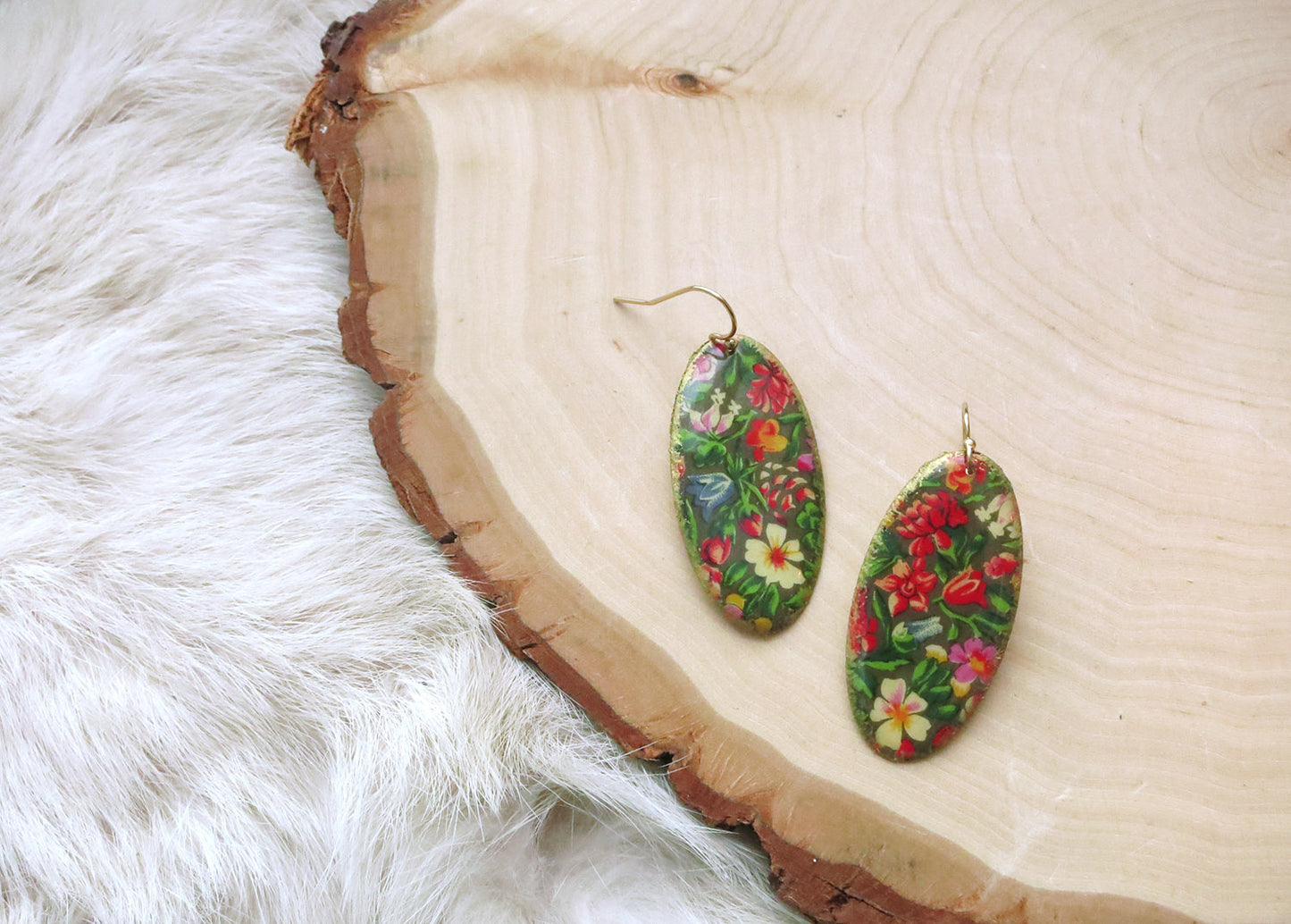 Dark Calico Shield Dangles