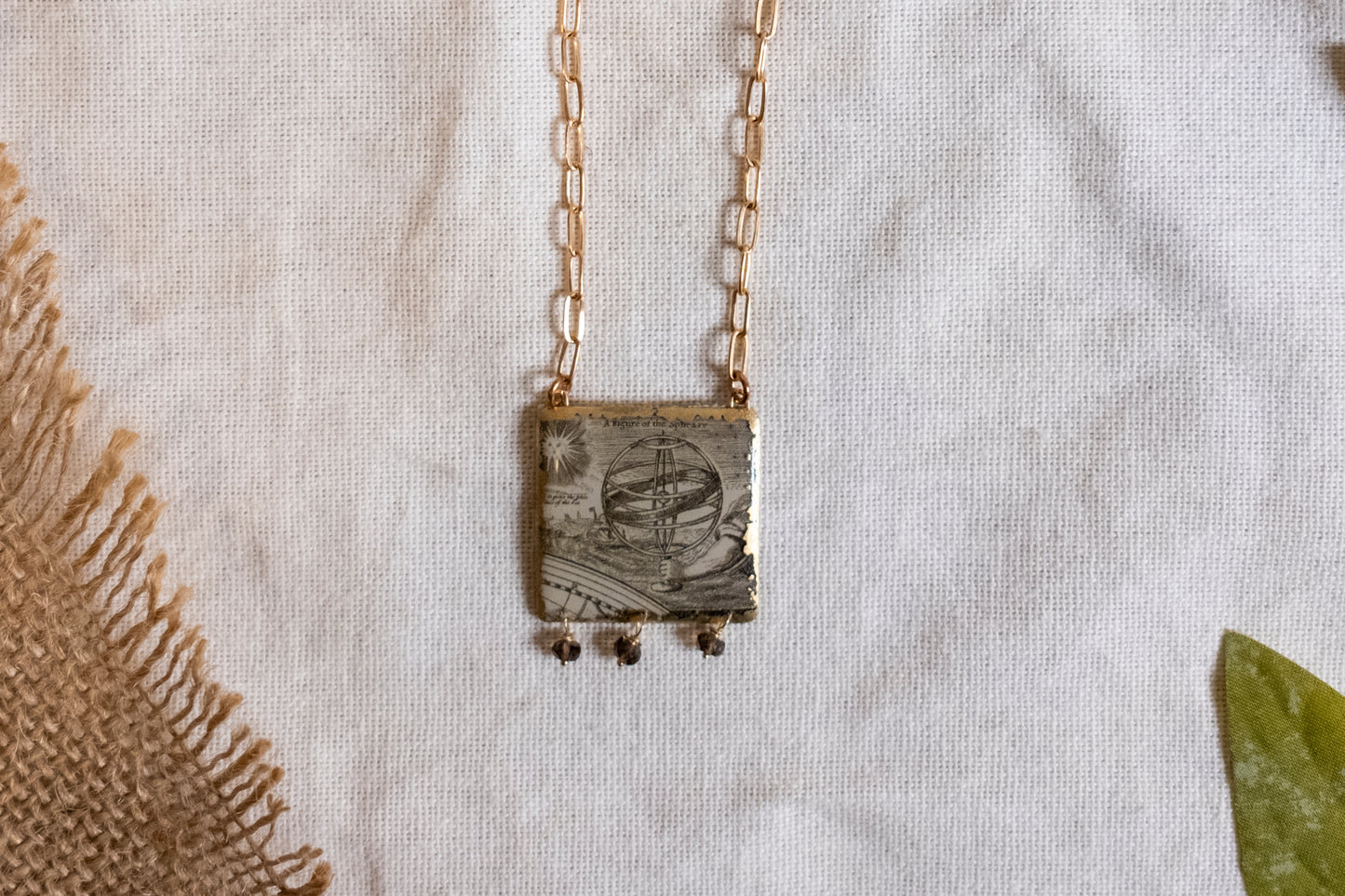 1676 Atlas Boleyn Necklace