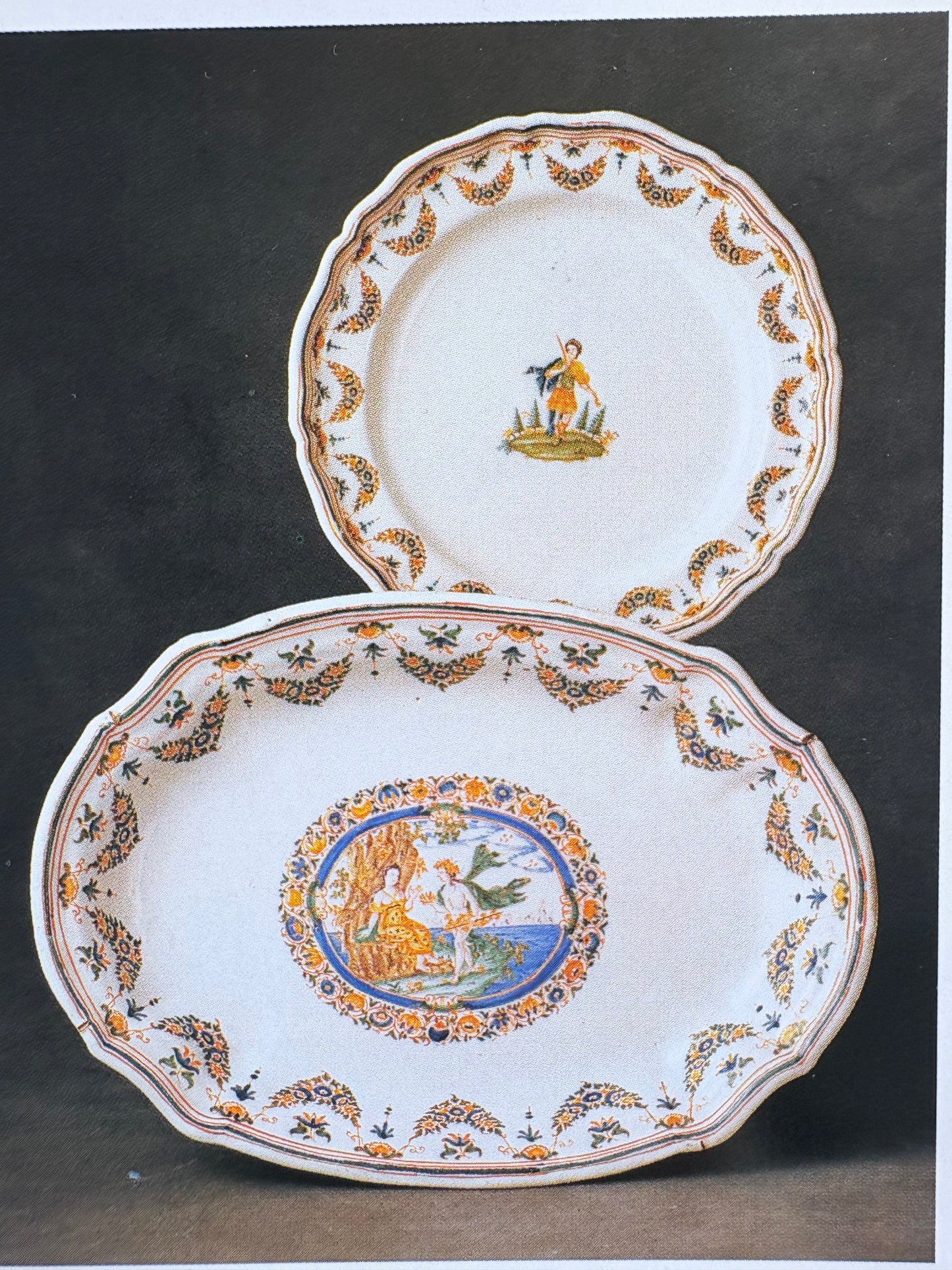 Dulcet Necklace — Edit 14 — Moustiers Violin Player