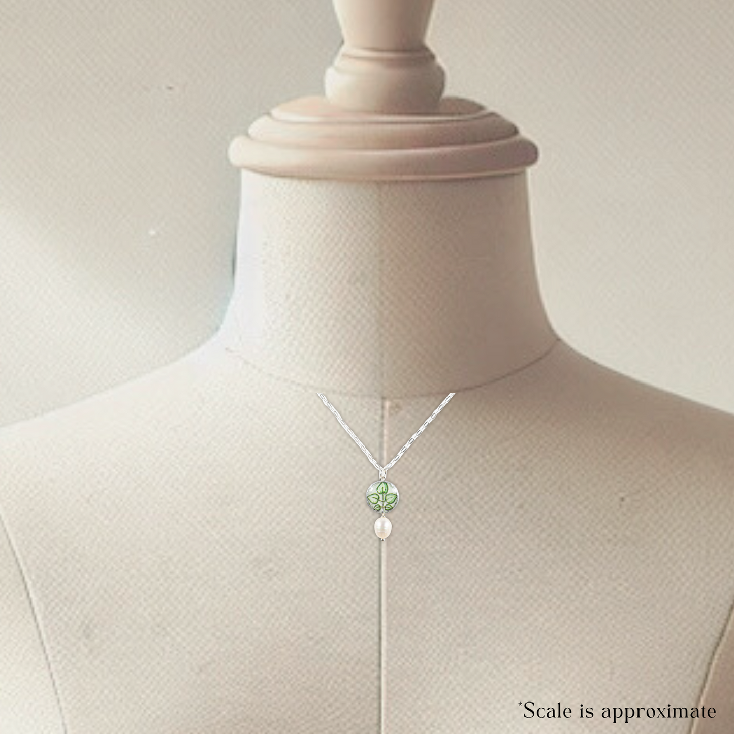 Rose Leaf Dulcet Necklace