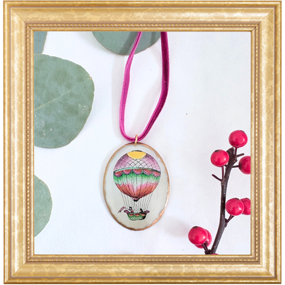 Worcester Balloon Cameo Ornament