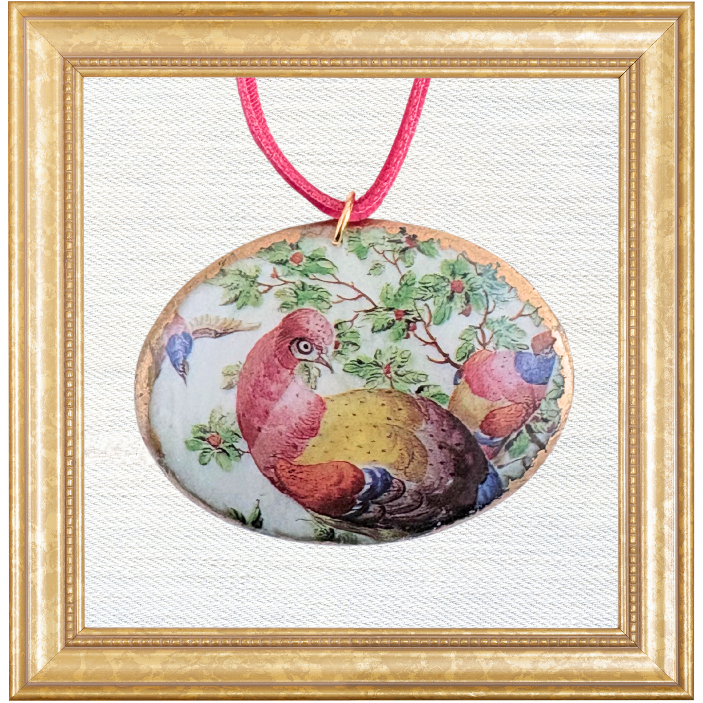 Worcester Garden Bird Cameo Ornament