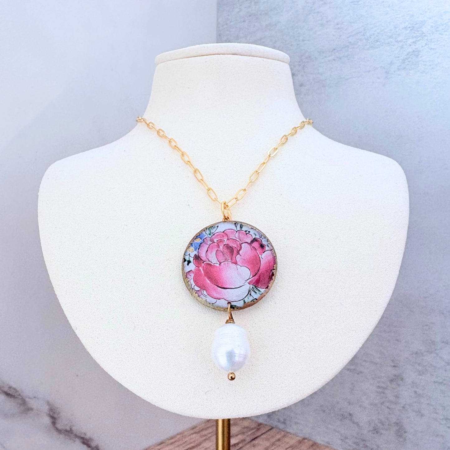 Bloom Necklace — Edit 05 — Ferrat Pink Peony