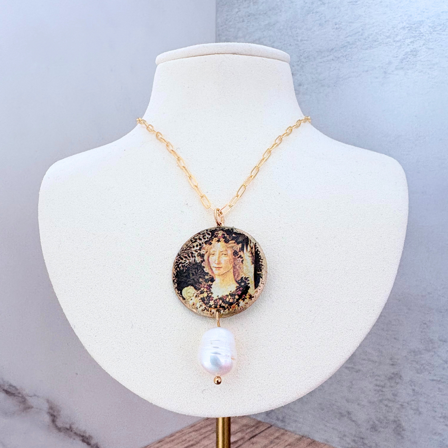 Bloom Necklace · Edit 07 – Botticelli Flora