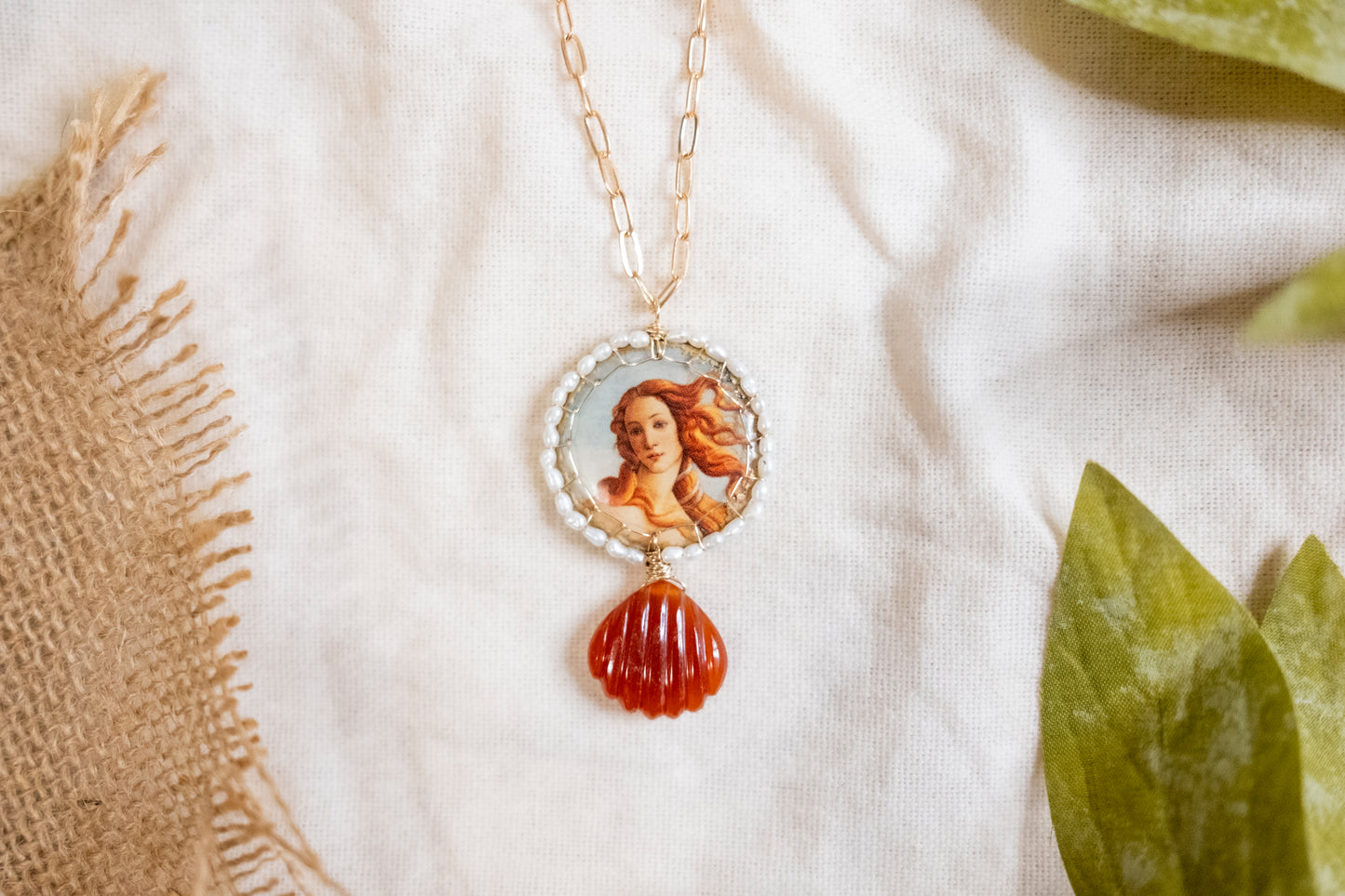 Venus Stitched Bloom Necklace